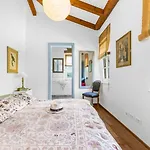 Bottega Villa *
