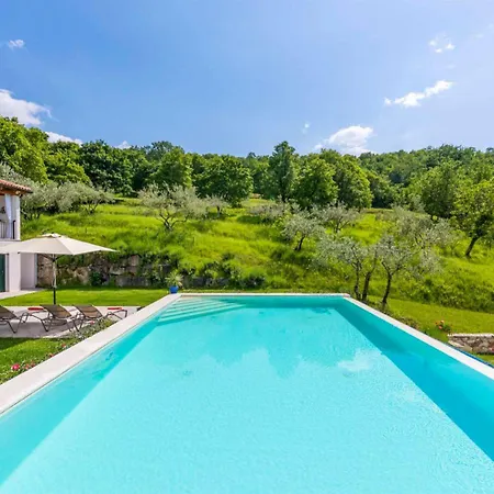 Bottega Villa *