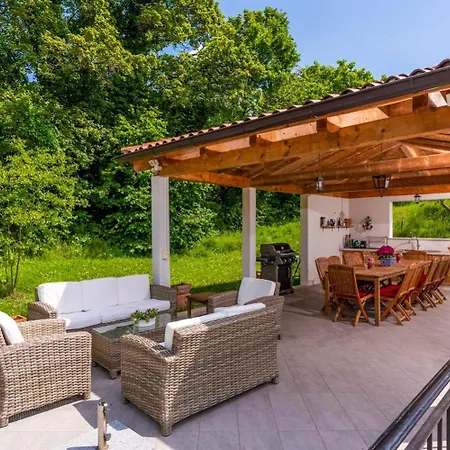 Bottega Villa Kremenje