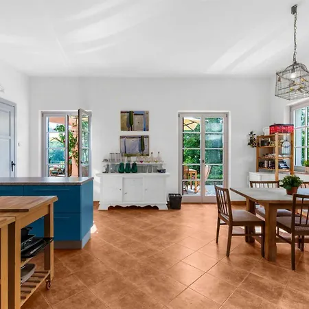 Vila Bottega Kremenje